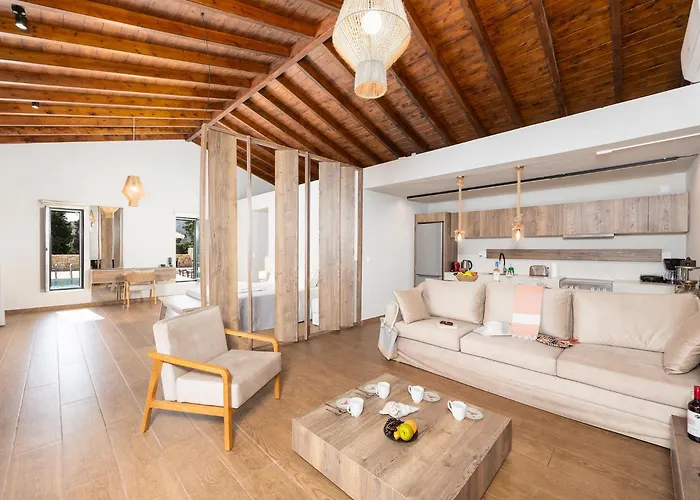 Vila Hill View Dio Chourdatika